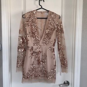 Sequin deep v longe sleeve mini dress